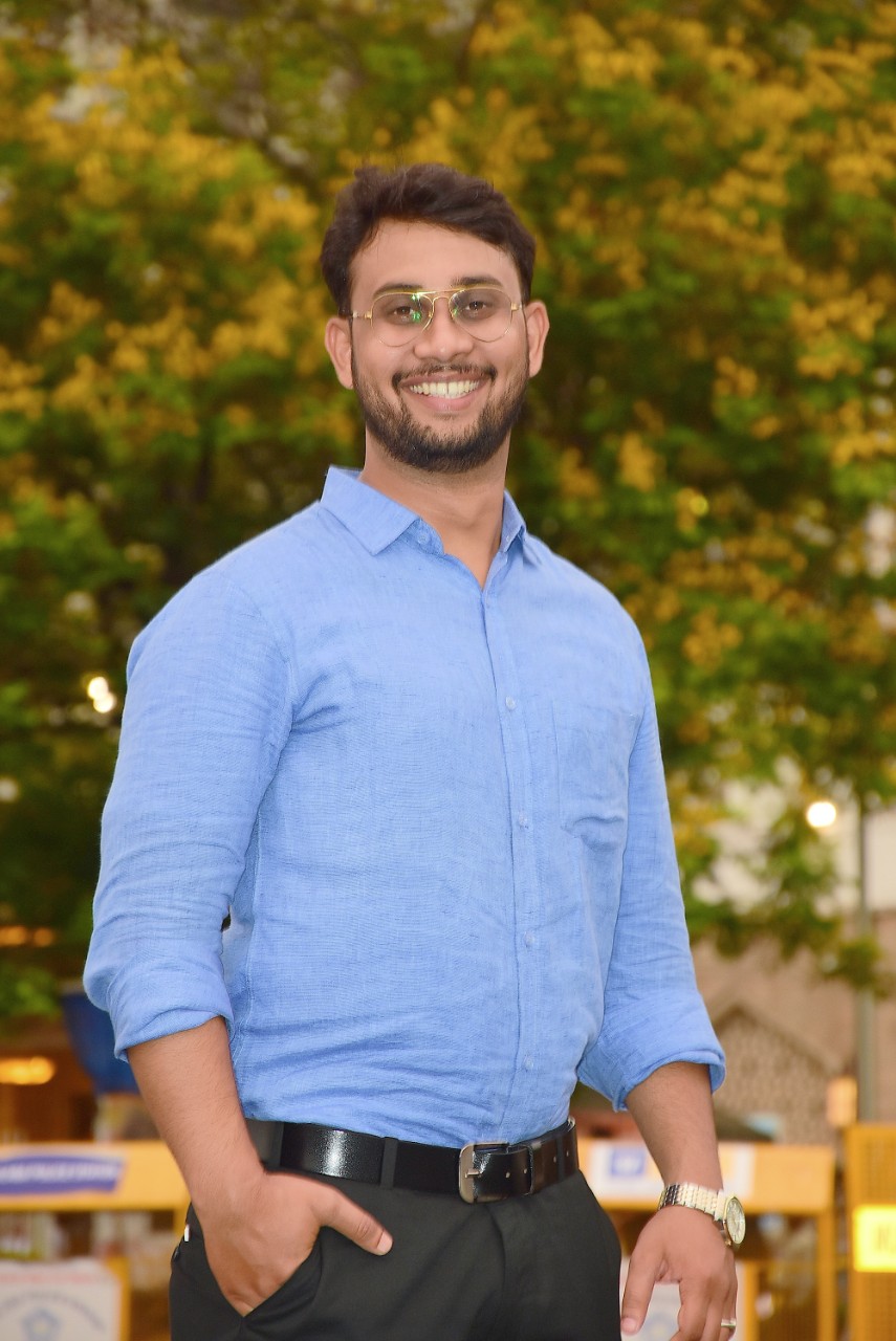 Headshot photo of Wasim Feroz